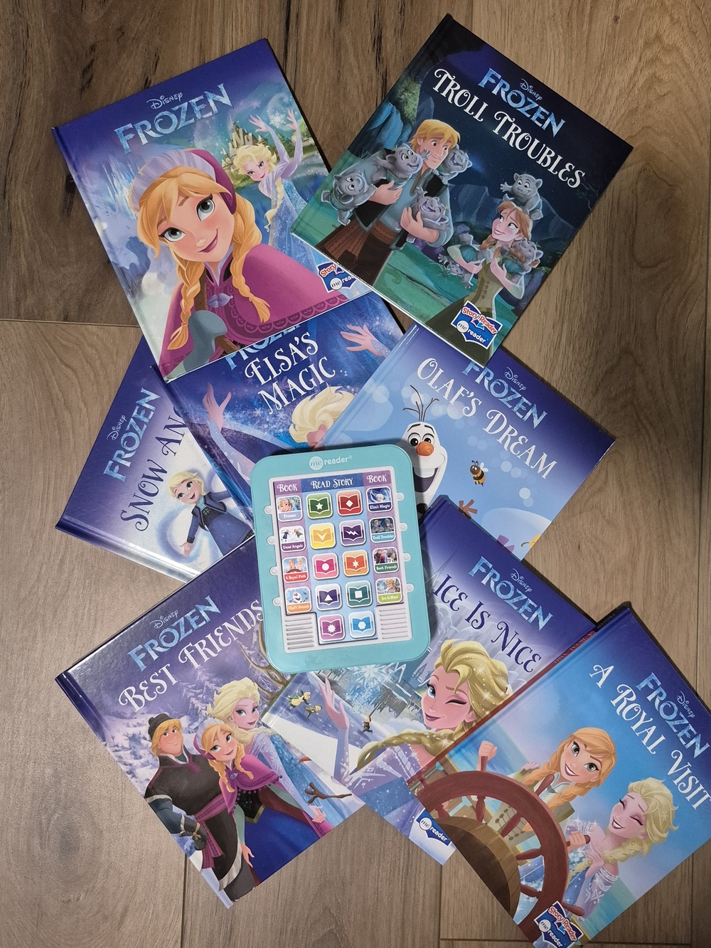 Disney Frozen Storybook Set with Light Blue Electronic Learning Tablet
